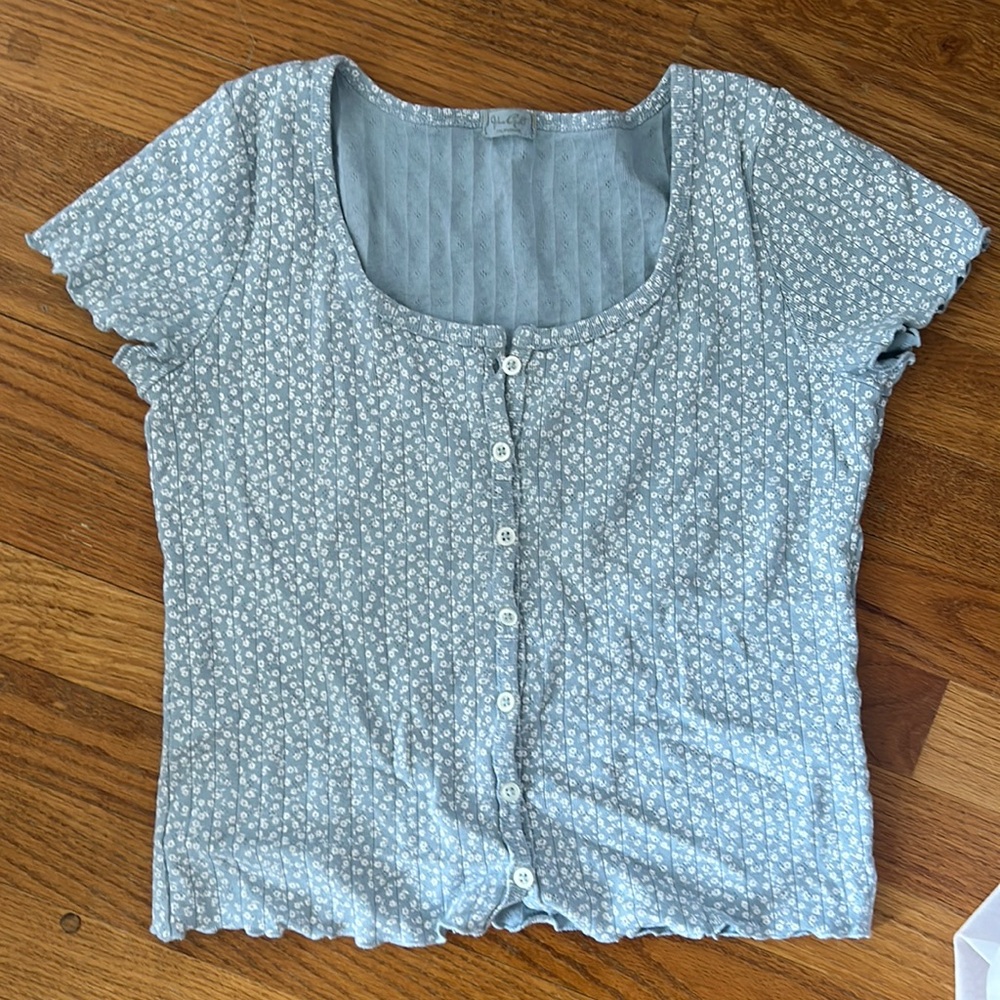 Brandy Melville flower top